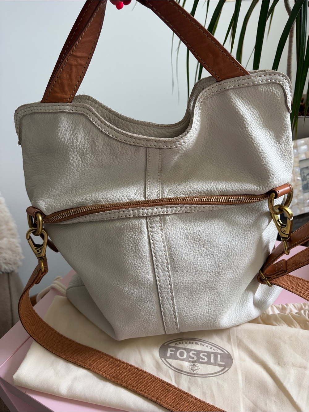 Fossil Cream Pebble Leather Shoulder Bag with Tan Straps